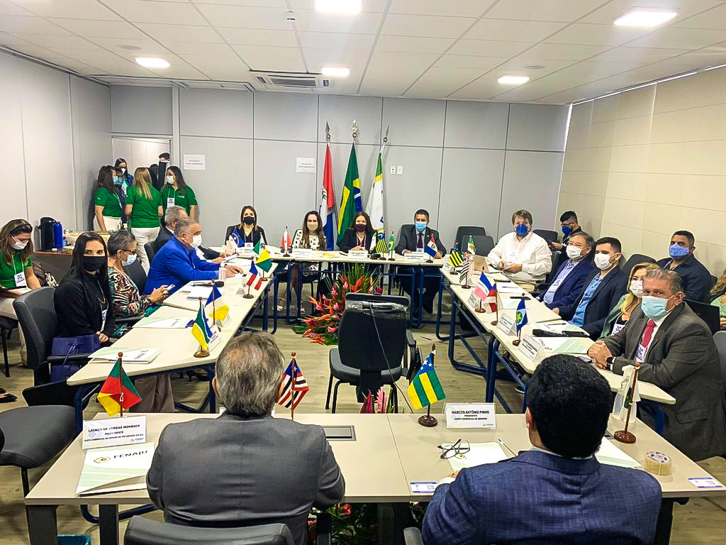 Com foco no ambiente brasileiro de negócios, encontro nacional de presidentes das Juntas Comerciais iniciou nesta quarta em Alagoas